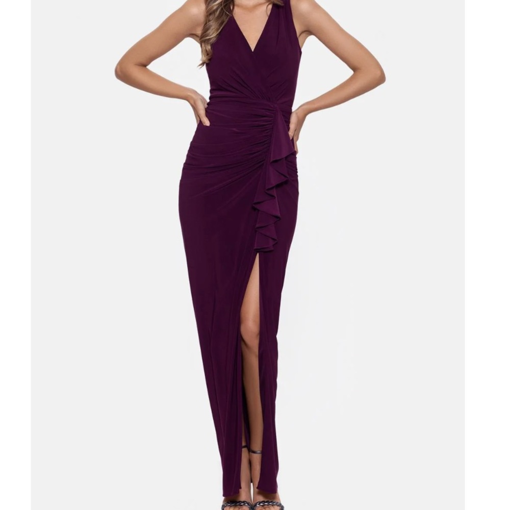 BETSY & ADAM
Long V-Neck Wrap Jersey Ruched Gown